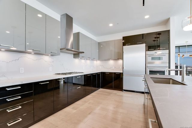 123 Lexington Ave Apt 1406, San Antonio, TX 78205