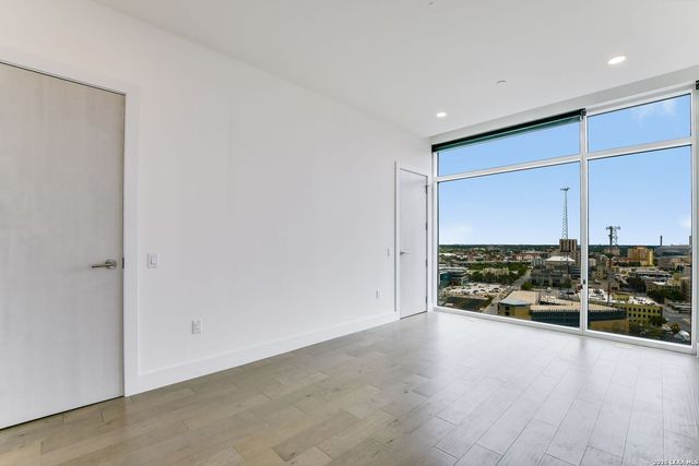 123 Lexington Ave Apt 1406, San Antonio, TX 78205