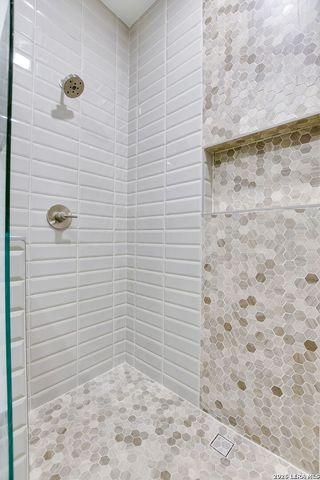 123 Lexington Ave Apt 1406, San Antonio, TX 78205