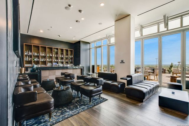 123 Lexington Ave Apt 1406, San Antonio, TX 78205