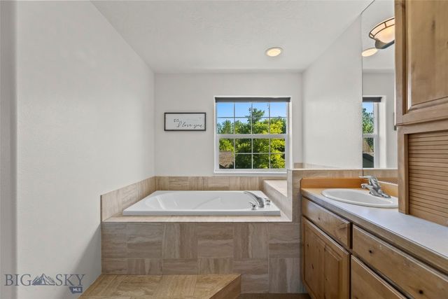 359 Annie Glade Drive, Bozeman, MT 59718