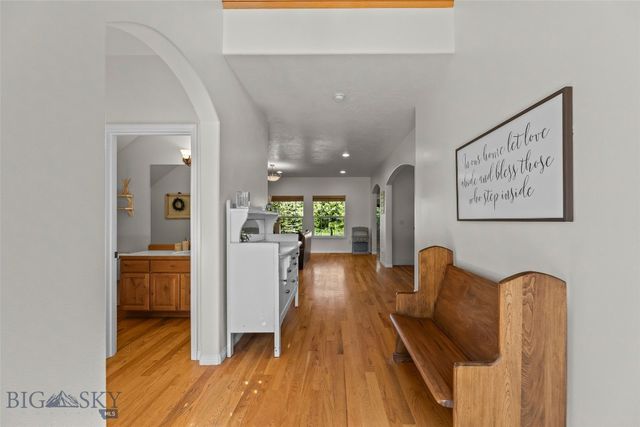 359 Annie Glade Drive, Bozeman, MT 59718