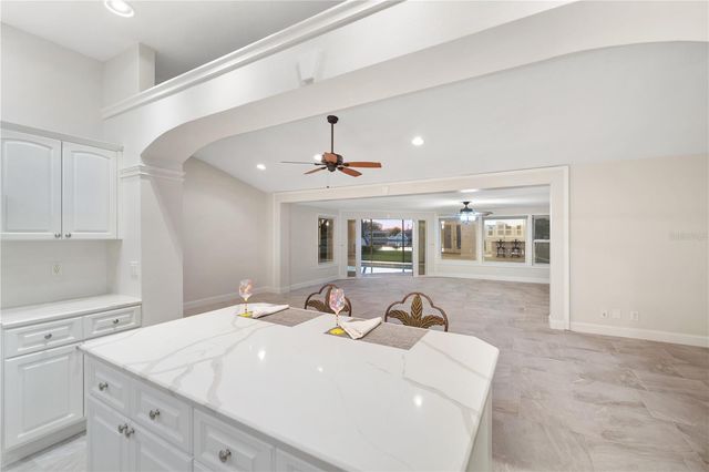 402 HARBOR VIEW LANE, Largo, FL 33770