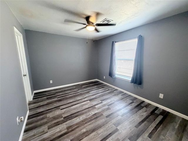 2990 Greenleaf Drive, Newalla, OK 74857