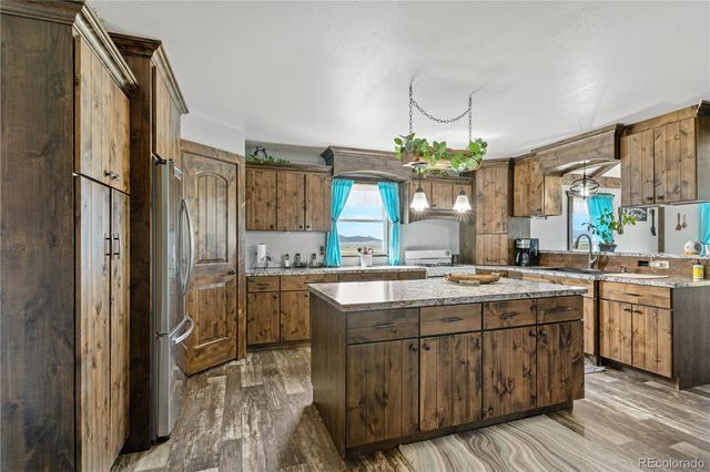 5010 Oak Grove Circle, Westcliffe, CO 81252