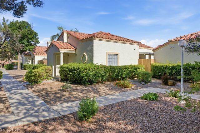5449 Bugle Way 104, Las Vegas, NV 89108