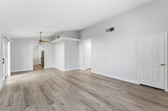 5449 Bugle Way 104, Las Vegas, NV 89108