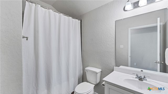 1711 Stone House, New Braunfels, TX 78132