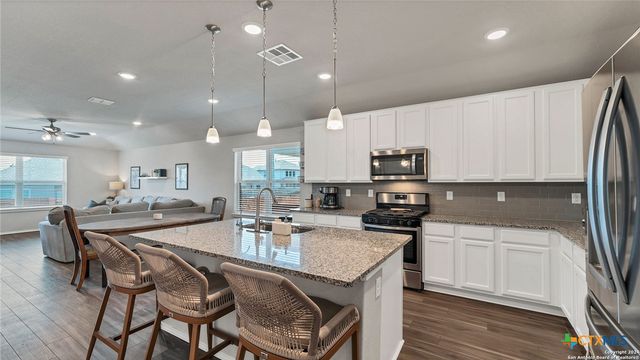1711 Stone House, New Braunfels, TX 78132