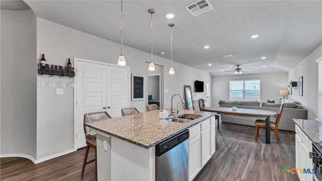 1711 Stone House, New Braunfels, TX 78132