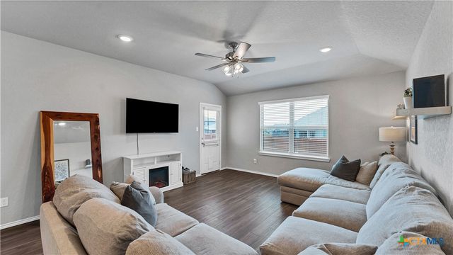 1711 Stone House, New Braunfels, TX 78132