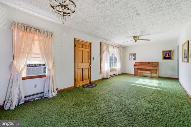 115 SUNSET DR, Stanley, VA 22851