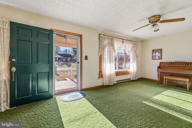 115 SUNSET DR, Stanley, VA 22851