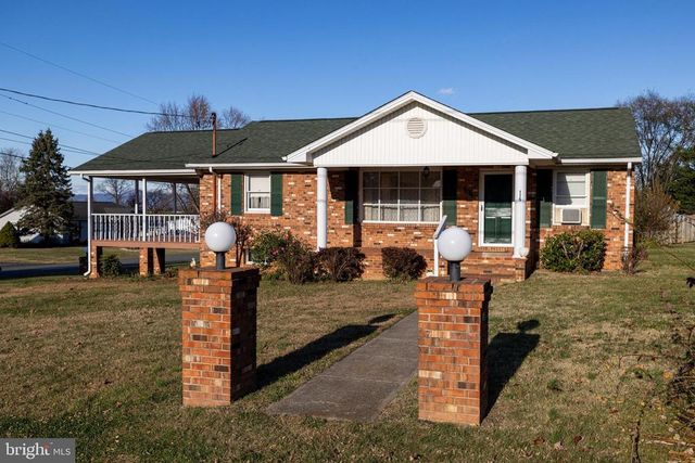 115 SUNSET DR, Stanley, VA 22851