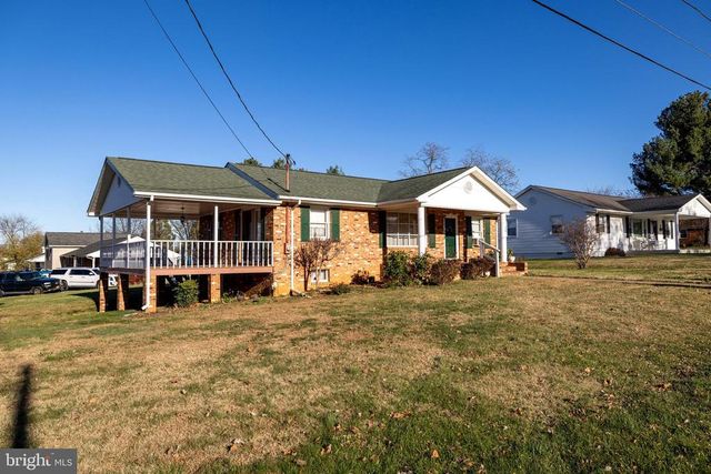 115 SUNSET DR, Stanley, VA 22851