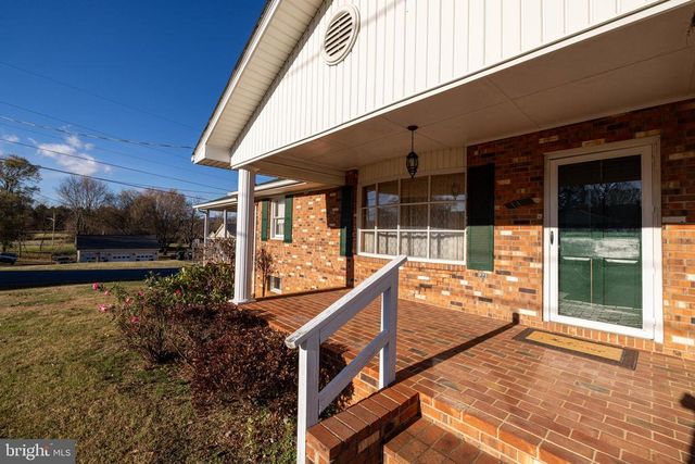 115 SUNSET DR, Stanley, VA 22851