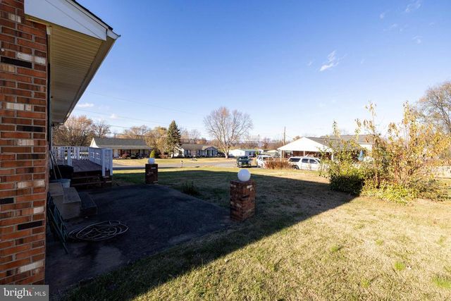 115 SUNSET DR, Stanley, VA 22851