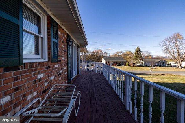 115 SUNSET DR, Stanley, VA 22851