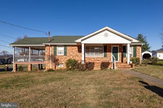 115 SUNSET DR, Stanley, VA 22851