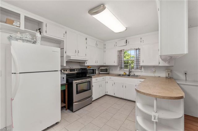 306 Jessup ST, Elizabeth City, NC 27909