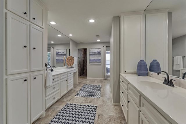 157 Capetown, Conroe, TX 77356