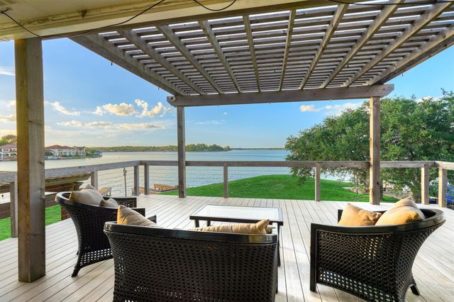 157 Capetown, Conroe, TX 77356