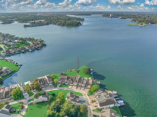 157 Capetown, Conroe, TX 77356
