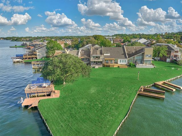 157 Capetown, Conroe, TX 77356