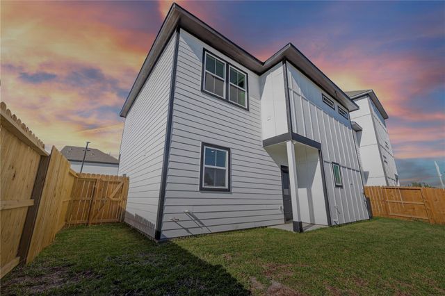 6702 Metro Blvd 52, Houston, TX 77083