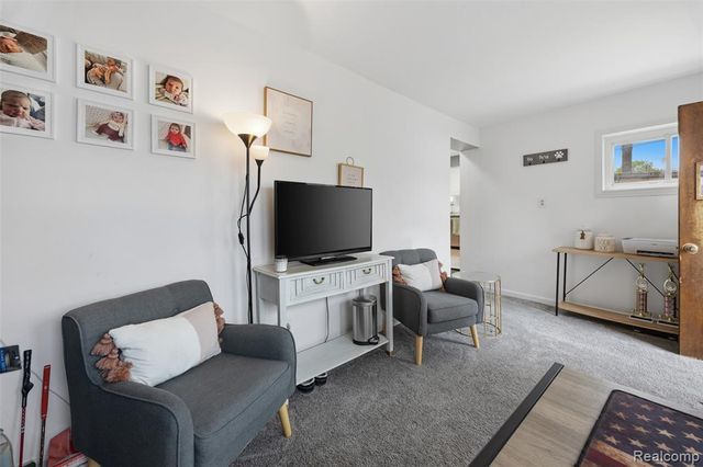 35314 Richland Street, Livonia, MI 48150