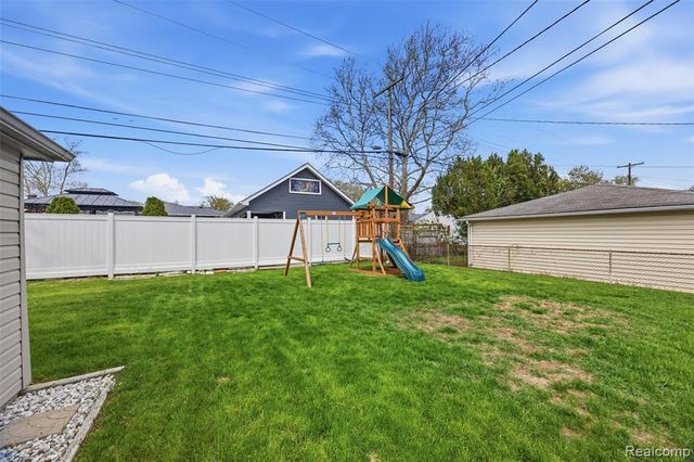 35314 Richland Street, Livonia, MI 48150