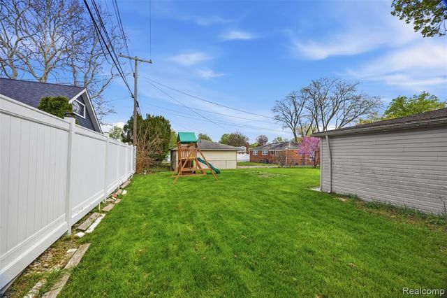 35314 Richland Street, Livonia, MI 48150