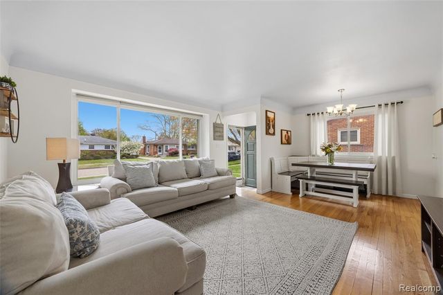 35314 Richland Street, Livonia, MI 48150