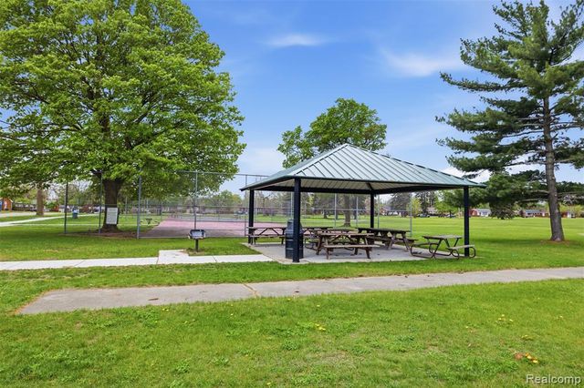 35314 Richland Street, Livonia, MI 48150