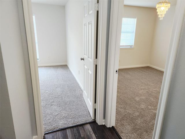 5107 Whittier Oaks Drive, Friendswood, TX 77546