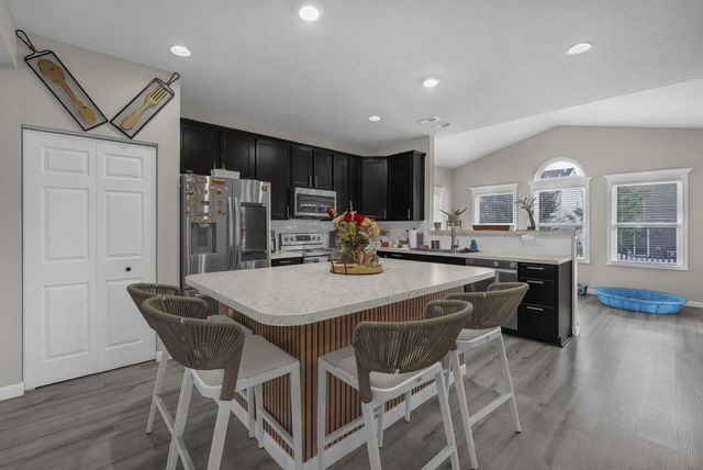 5171 MacClellan Street N, Groveport, OH 43125