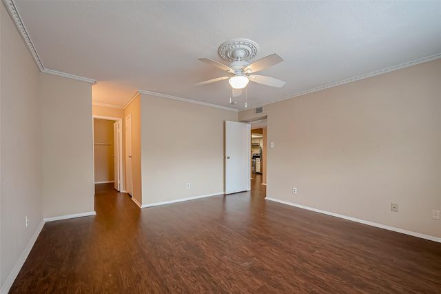 14911 Wunderlich Drive 1206, Houston, TX 77069
