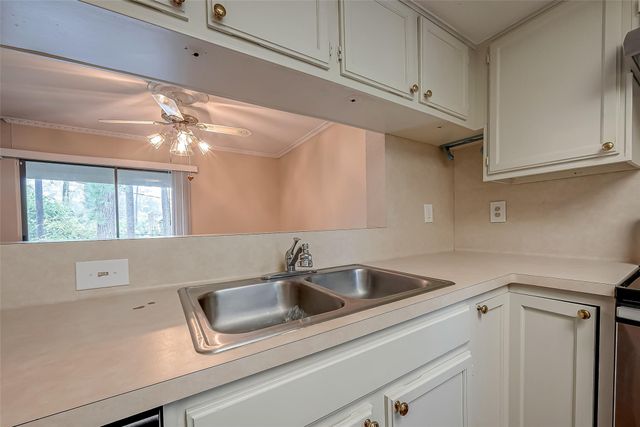 14911 Wunderlich Drive 1206, Houston, TX 77069