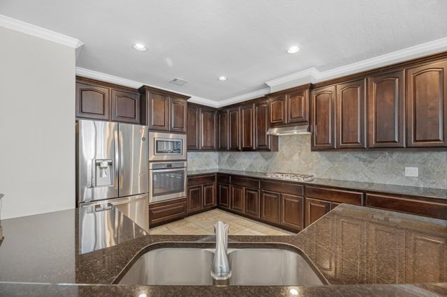 247 W 25th Street, Houston, TX 77008