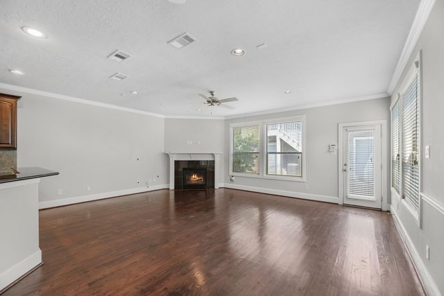 247 W 25th Street, Houston, TX 77008