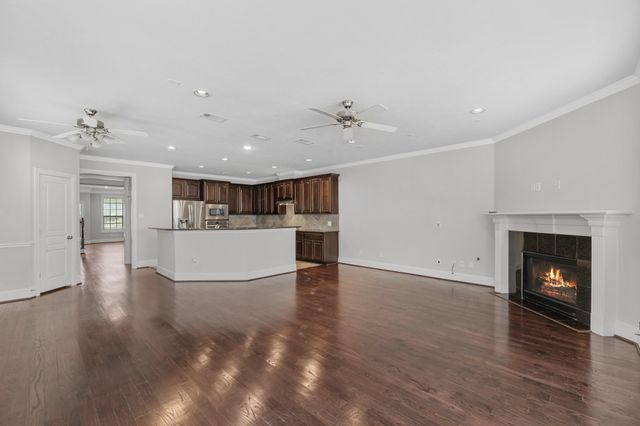 247 W 25th Street, Houston, TX 77008
