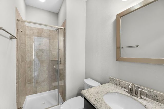 247 W 25th Street, Houston, TX 77008