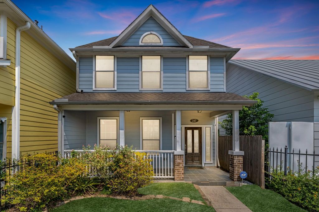 247 W 25th Street, Houston, TX 77008