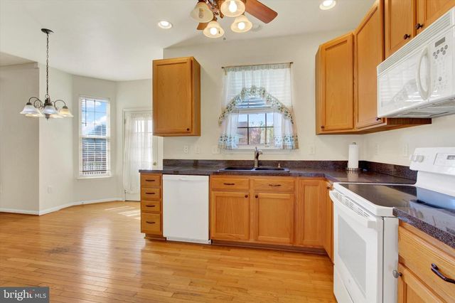 1 DINWIDDIE CT, Gettysburg, PA 17325