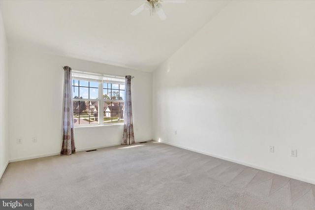 1 DINWIDDIE CT, Gettysburg, PA 17325