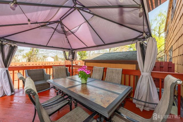 8 Sherbone Place, Sayreville, NJ 08872