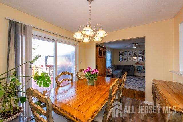 8 Sherbone Place, Sayreville, NJ 08872
