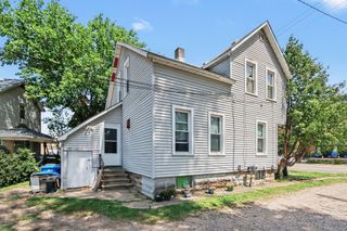 1152 Portage Street, Kalamazoo City, MI 49001