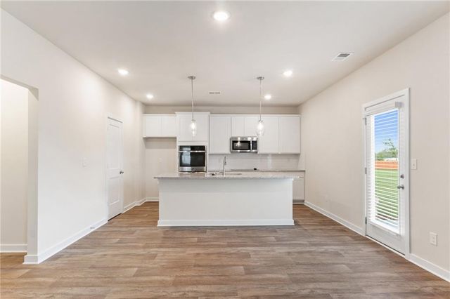 719 CONEFLOWER Way, Mcdonough, GA 30253