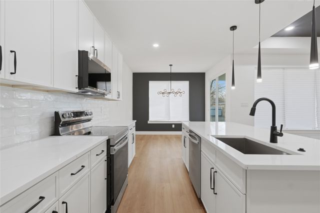 8724 Quinn Street, Dallas, TX 75217